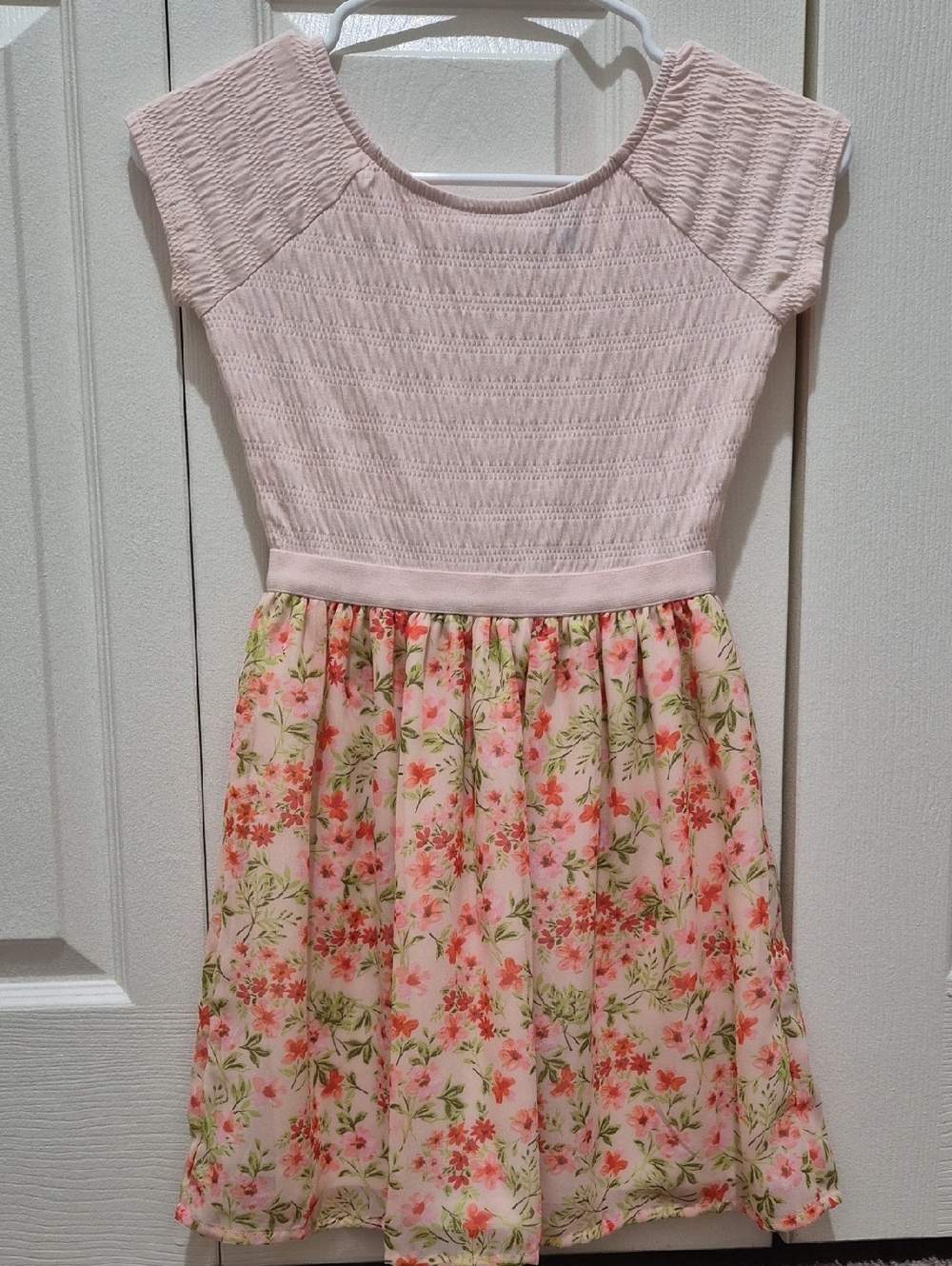 Girls Spring Bundle - Picture 2 of 15